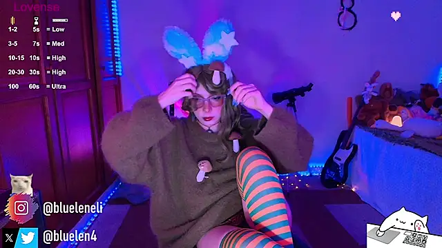 Snapshot of bluelen chatting on April 19, 2026, 10:27 am bluelen online show from April 19, 2026, 10:27 am