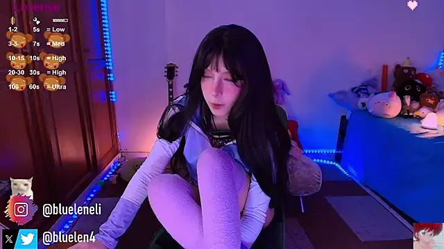 bluelen online show from September 27, 2025, 11:49 am