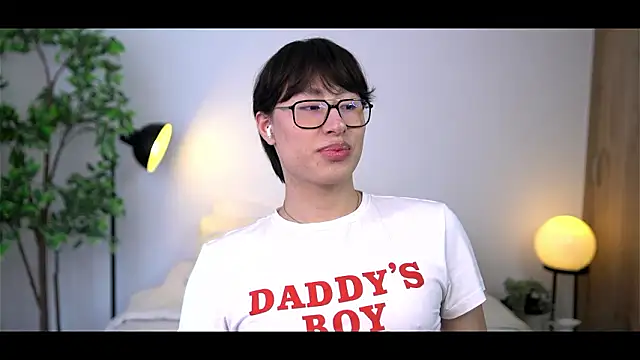 SrLuis18 online show from February 2, 2026, 9:14 pm