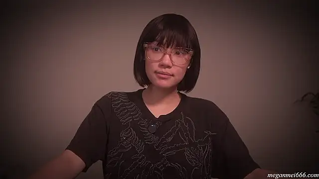 Snapshot of meganmei666 chatting on January 15, 2026, 3:21 am meganmei666 online show from January 15, 2026, 3:21 am