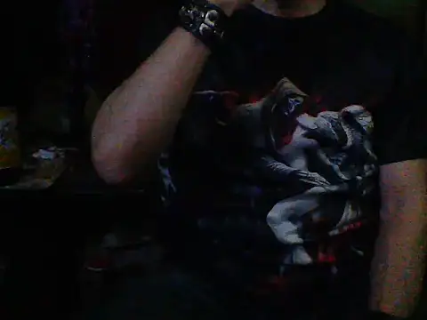Snapshot of mrdemoncrowly chatting on May 9, 2026, 8:39 am mrdemoncrowly online show from May 9, 2026, 8:39 am