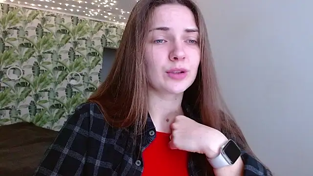 Snapshot of Olivia_shine chatting on January 8, 2026, 6:08 am Olivia shine online show from January 8, 2026, 6:08 am