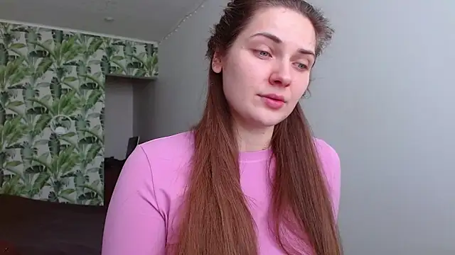 Snapshot of Olivia_shine chatting on February 11, 2026, 6:02 am Olivia shine online show from February 11, 2026, 6:02 am