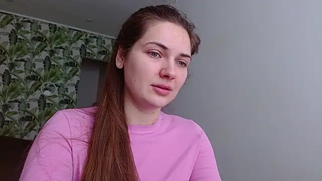 Snapshot of Olivia_shine chatting on February 8, 2026, 6:11 am Olivia shine online show from February 8, 2026, 6:11 am