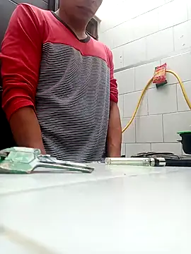 krvdeslalas29 online show from January 5, 2025, 5:41 pm