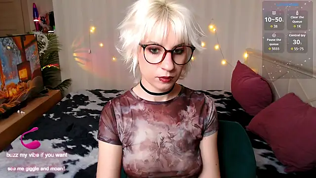 Snapshot of _Moonlight_t chatting on January 10, 2026, 9:48 am Moonlight t online show from January 10, 2026, 9:48 am