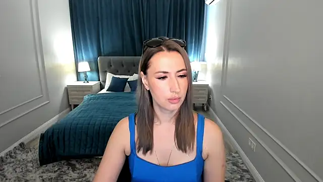 PassionGlow online show from October 1, 2025, 3:00 am