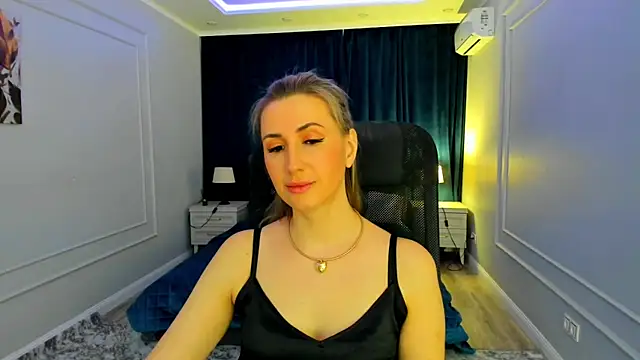 PassionGlow online show from March 10, 2025, 3:34 am