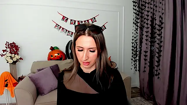 PassionGlow online show from October 22, 2025, 7:35 pm