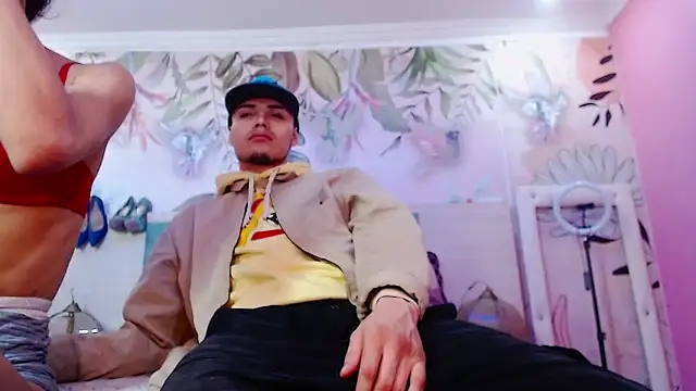 Snapshot of lobahugecockts chatting on December 25, 2024, 4:01 am lobahugecockts online show from December 25, 2024, 4:01 am