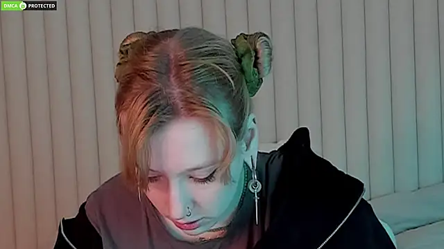 RachelCart online show from November 26, 2025, 3:06 am