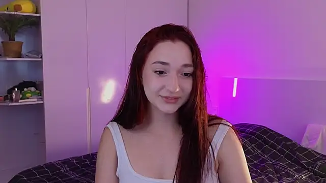 Snapshot of YasmineWest chatting on July 16, 2026, 2:30 am YasmineWest online show from July 16, 2026, 2:30 am