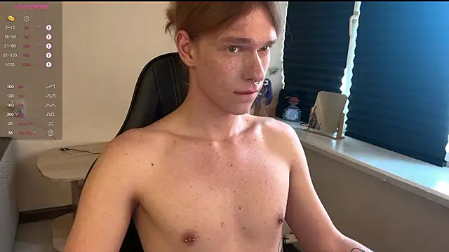 Snapshot of carthylovvve chatting on February 16, 2026, 12:59 pm carthylovvve online show from February 16, 2026, 12:59 pm