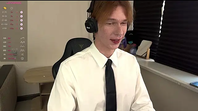 Snapshot of carthylovvve chatting on March 9, 2026, 3:04 pm carthylovvve online show from March 9, 2026, 3:04 pm