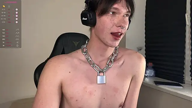 carthylovvve online show from October 9, 2025, 9:37 pm