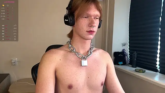 carthylovvve online show from November 9, 2025, 12:20 pm