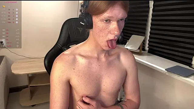 Snapshot of carthylovvve chatting on December 19, 2025, 4:05 am carthylovvve online show from December 19, 2025, 4:05 am