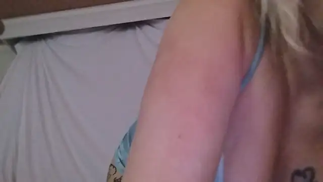 SexxxiLexiiii online show from June 6, 2026, 1:00 am