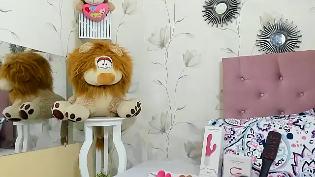 Snapshot of milf_bigass_ chatting on March 3, 2025, 4:26 pm milf bigass online show from March 3, 2025, 4:26 pm