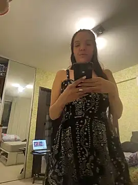 Snapshot of samilux5 chatting on November 25, 2025, 2:23 am samilux5 online show from November 25, 2025, 2:23 am