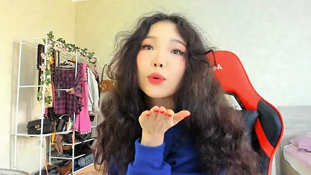 wastforu online show from November 11, 2025, 8:42 am