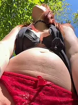 Snapshot of die-EinHORNY-WG chatting on April 24, 2026, 10:06 am die-EinHORNY-WG online show from April 24, 2026, 10:06 am