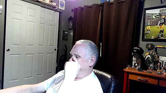 Snapshot of nobledad chatting on February 7, 2026, 1:35 am nobledad online show from February 7, 2026, 1:35 am