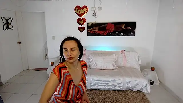 Snapshot of lollita_23_ chatting on April 24, 2026, 8:33 pm lollita 23 online show from April 24, 2026, 8:33 pm