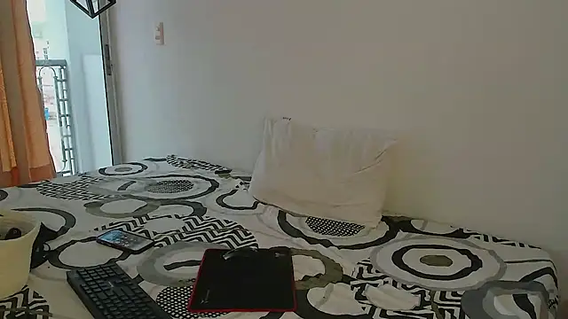 emiily morgan online show from March 25, 2026, 3:55 pm