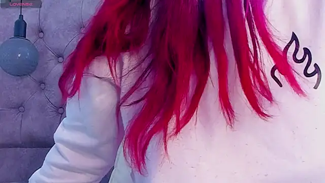  Scarlett 01 online show from September 25, 2025, 2:01 pm