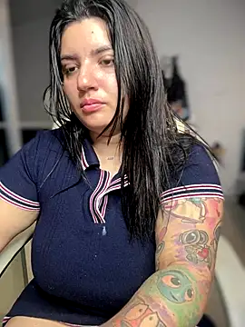 Snapshot of horny_roomiess chatting on September 15, 2025, 11:49 pm horny roomiess online show from September 15, 2025, 11:49 pm