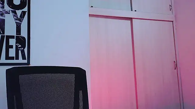 purple em69 online show from October 31, 2025, 8:22 am