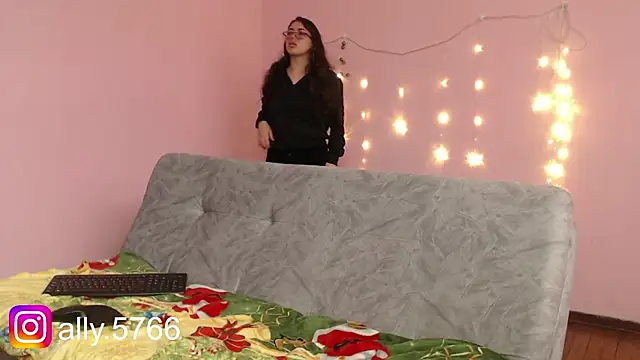 CoreAlejito online show from November 16, 2025, 8:02 pm