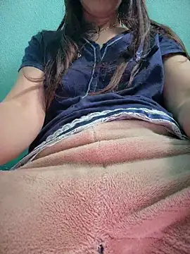 Snapshot of rossana99_ chatting on May 23, 2026, 1:54 pm rossana99 online show from May 23, 2026, 1:54 pm