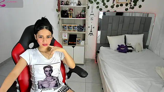 Snapshot of HannaSexyy chatting on September 18, 2025, 1:08 am HannaSexyy online show from September 18, 2025, 1:08 am