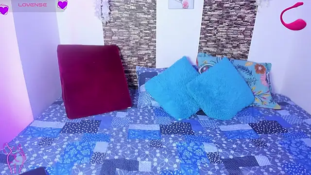 Snapshot of linda_montoya chatting on September 23, 2025, 10:17 pm linda montoya online show from September 23, 2025, 10:17 pm