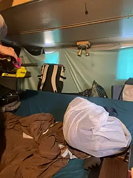 Snapshot of renegade_vyxxen chatting on February 23, 2025, 10:31 pm renegade vyxxen online show from February 23, 2025, 10:31 pm