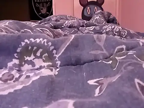 Snapshot of Blkstylion chatting on February 3, 2026, 6:46 pm Blkstylion online show from February 3, 2026, 6:46 pm