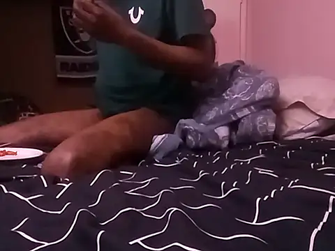 Snapshot of Blkstylion chatting on February 11, 2026, 5:29 am Blkstylion online show from February 11, 2026, 5:29 am