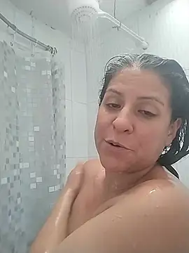 Snapshot of LucifernandaSw chatting on May 22, 2026, 2:26 pm LucifernandaSw online show from May 22, 2026, 2:26 pm
