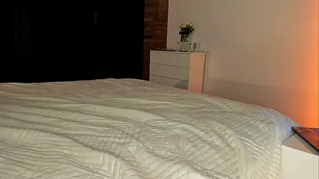 Rachel Rey online show from April 8, 2026, 6:20 pm