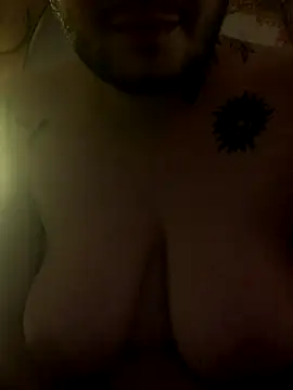 LexxxJamxs online show from October 24, 2025, 1:15 am