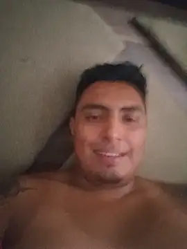 Snapshot of Leon_69ht chatting on June 6, 2026, 10:26 pm Leon 69ht online show from June 6, 2026, 10:26 pm