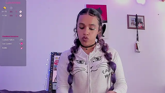 Lips SaraSofia2 online show from September 30, 2025, 2:28 am