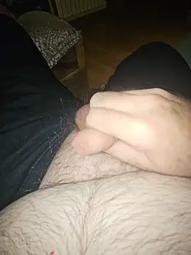 hotdog4you2 online show from May 20, 2026, 9:45 pm