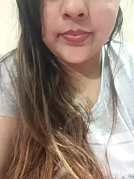 Snapshot of _Redwine_ chatting on February 12, 2025, 6:51 pm Redwine online show from February 12, 2025, 6:51 pm