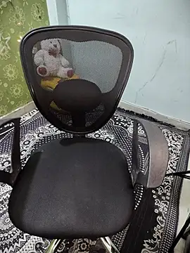 Snapshot of _Redwine_ chatting on March 1, 2025, 6:35 am Redwine online show from March 1, 2025, 6:35 am