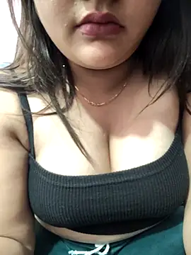 Snapshot of _Redwine_ chatting on March 12, 2025, 4:56 pm Redwine online show from March 12, 2025, 4:56 pm