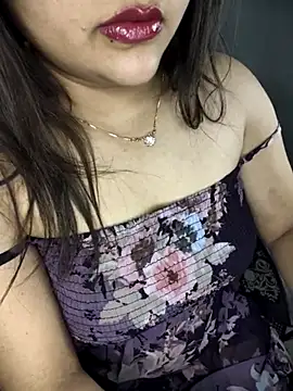 Snapshot of _Redwine_ chatting on March 11, 2025, 7:03 am Redwine online show from March 11, 2025, 7:03 am