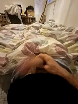 Snapshot of MarkBigDick35 chatting on December 19, 2024, 4:24 pm MarkBigDick35 online show from December 19, 2024, 4:24 pm